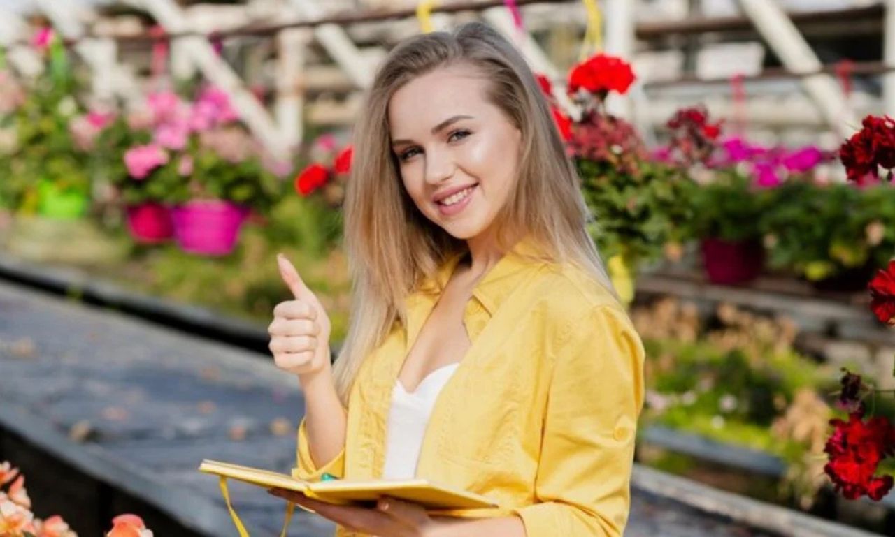 LeahRoseVIP: The Power of Personal Branding on Today Social Media