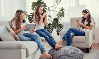 Social Media Girl Forum: Every Young Woman Should Join Instagram
