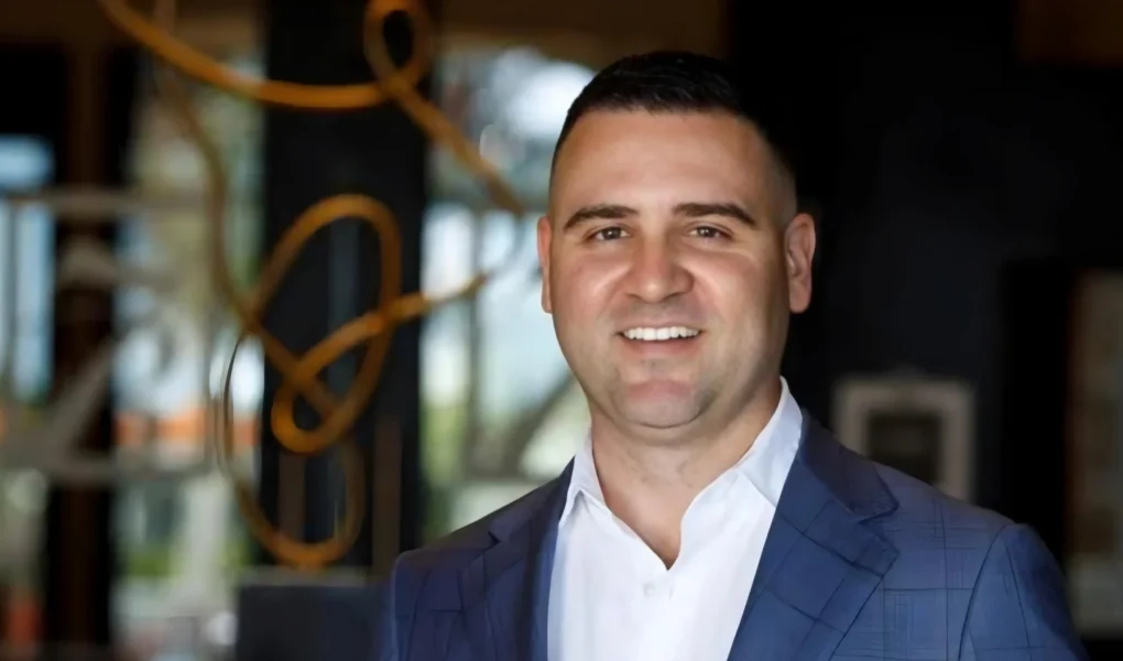 Misha ezratti net worth: How Did She Build Her Fortune?